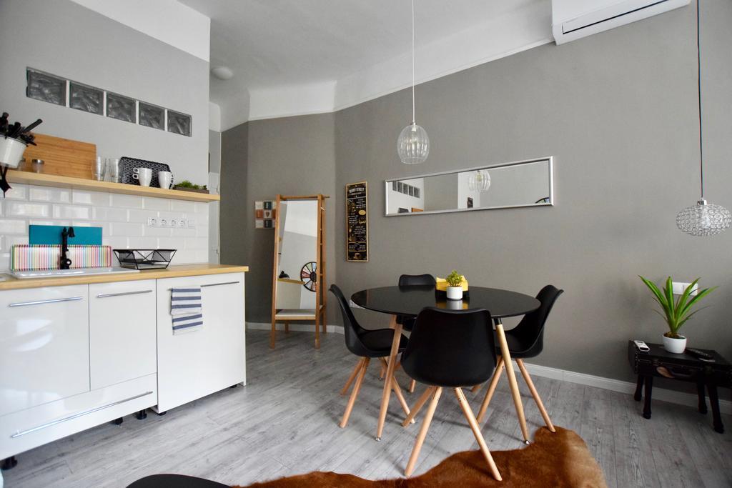Standard Apartment By Hi5 - Fejer Gyorgy St Budapest Exterior foto